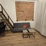 Hola Apartamenty Rewolucji 1905R